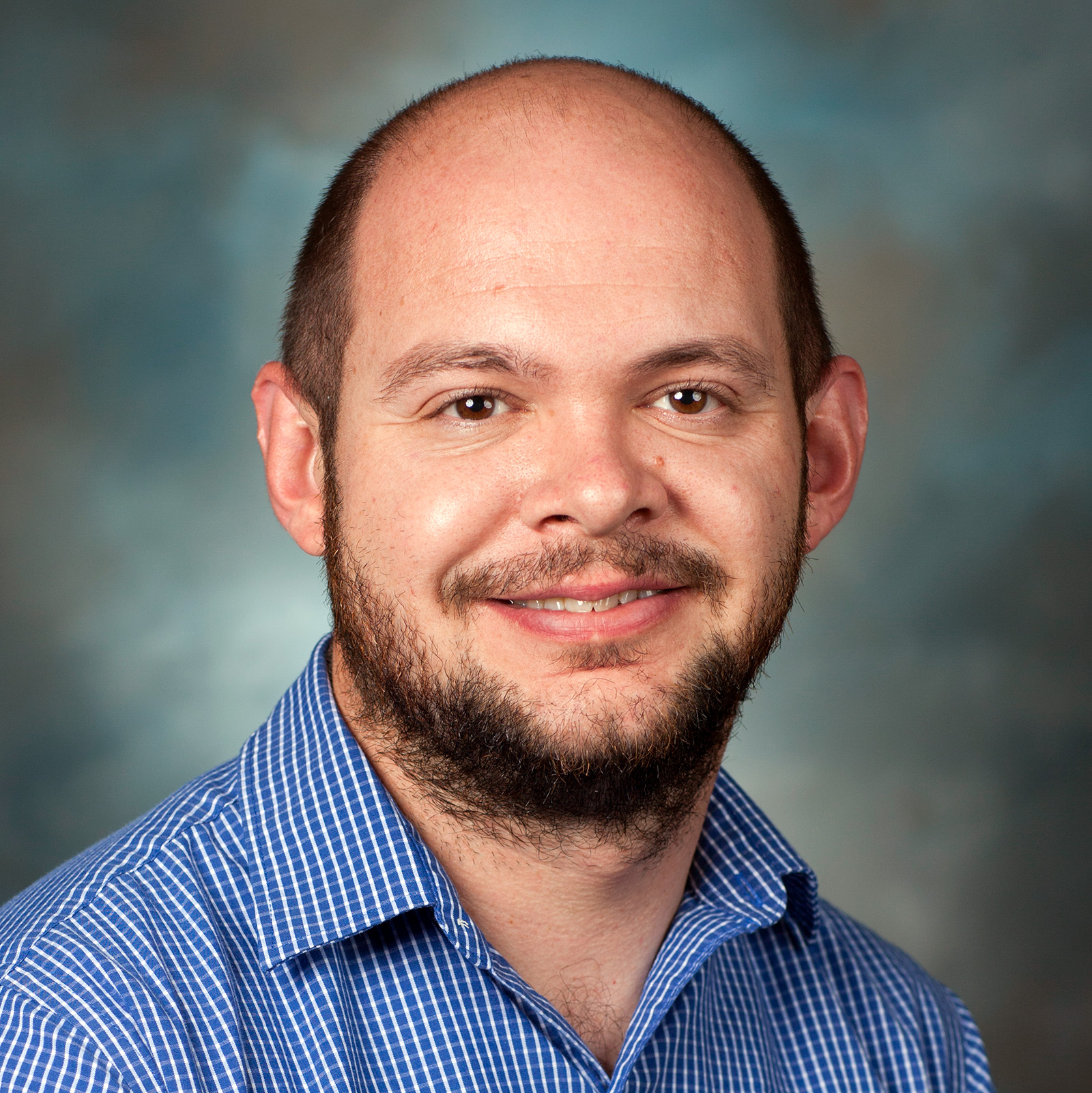 Faculty Member Dr. Alexander Reisinger
